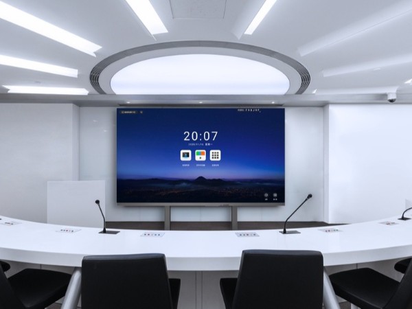 为什么室内LED显示屏要选择小间距LED？